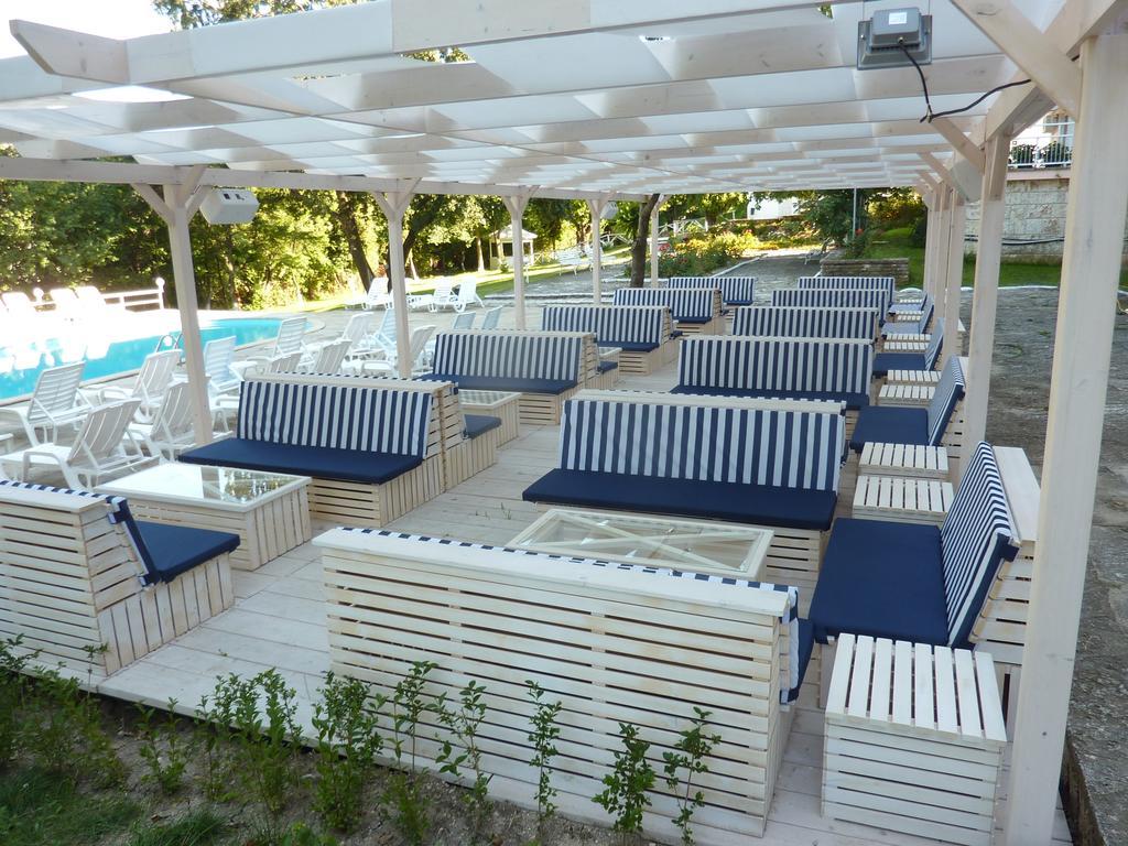 Hotel Zarya Golden Sands Exterior foto